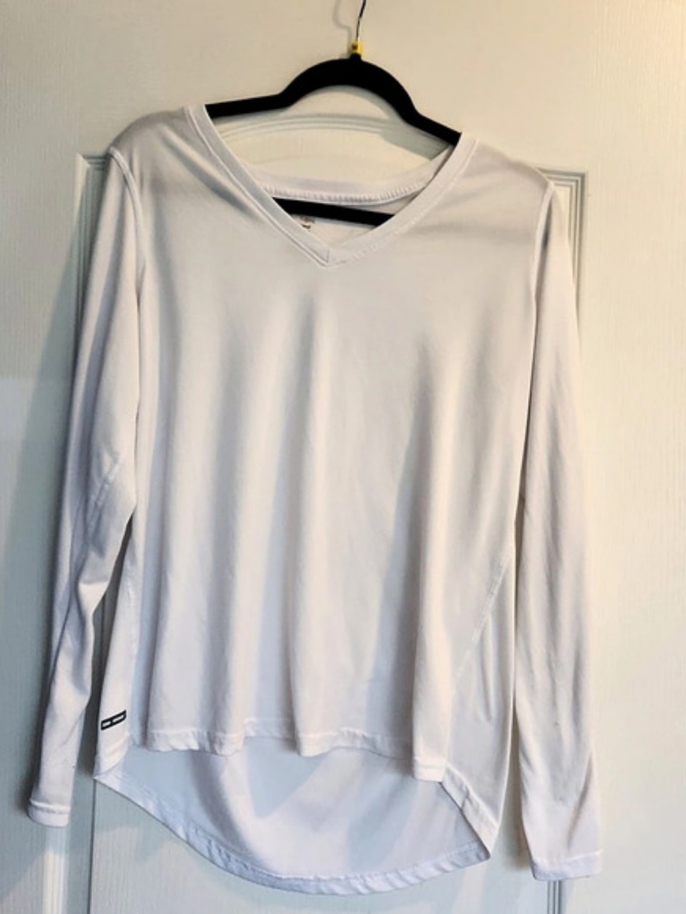 Danskin Now Women's Long Sleeve Athletic Top White XL EUC